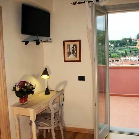בית הארחה La Terrazza Di רג'לו