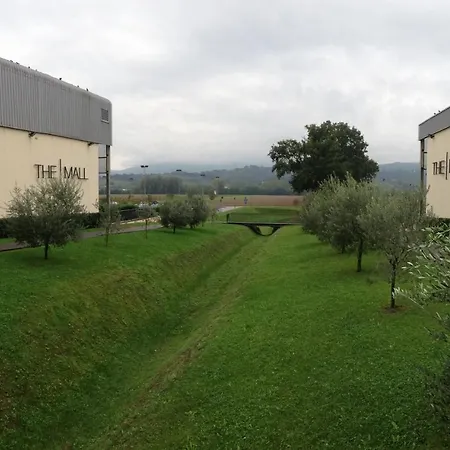 Pensión La Terrazza Di 4*